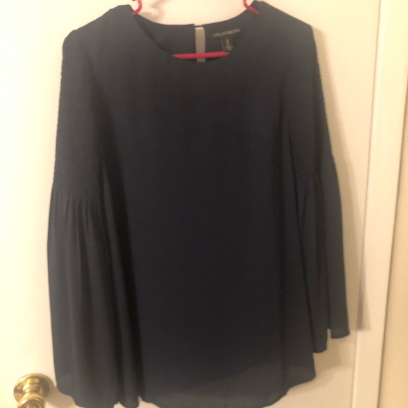 A Pea in The Pod Navy Blue maternity dress shirt - Picture 1 of 3